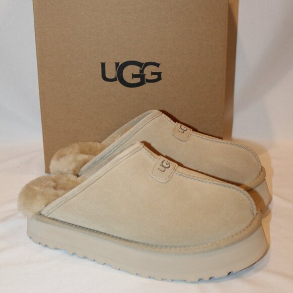 NIB UGG WOMEN'S DISCOQUETTE SUEDE SHEARLING LINED SLIPPERS TAN - Picture 1 of 7